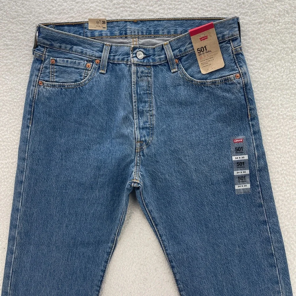 Levis 501 Jeans Mens 34x30 Blue Original Button Fly Medium Wash Denim Cowboy
